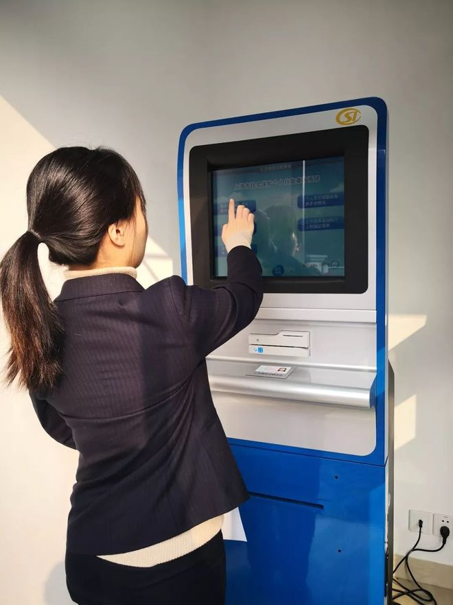 贵阳24小时套医保卡回收(24小时套医保卡回收什么意思)